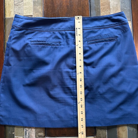 IZOD‎ Golf Navy Skirt size 12 JUST IN TIME FOR SPRING - Picture 7 of 9